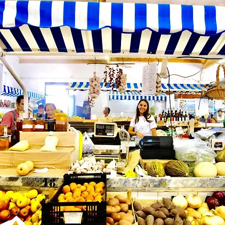 Penthouse Living With Rooftop Terrace & Sea View Lägenhet