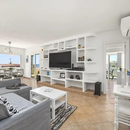 Penthouse Living With Rooftop Terrace & Sea View Apartamento *